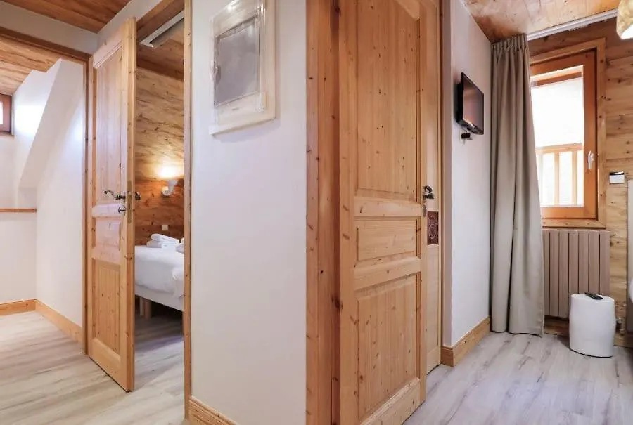 ***  Chalet Hotel Des 2 Gares & Spa Saint-Gervais-les-Bains Frankrijk