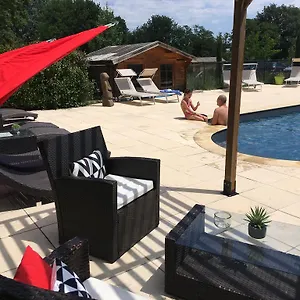 https://logis-hotel-dejeunez-sous-larbre.fr-provencehotel.com