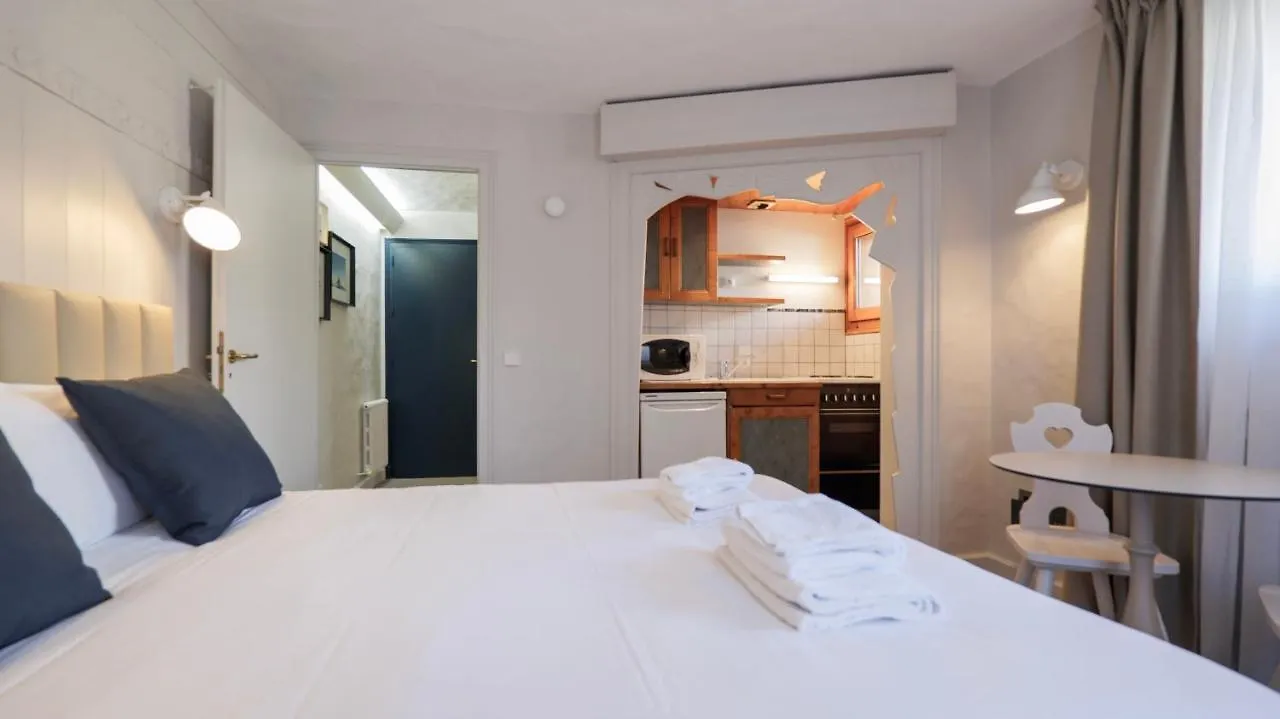 Hotel Des 2 Gares Saint-Gervais-les-Bains