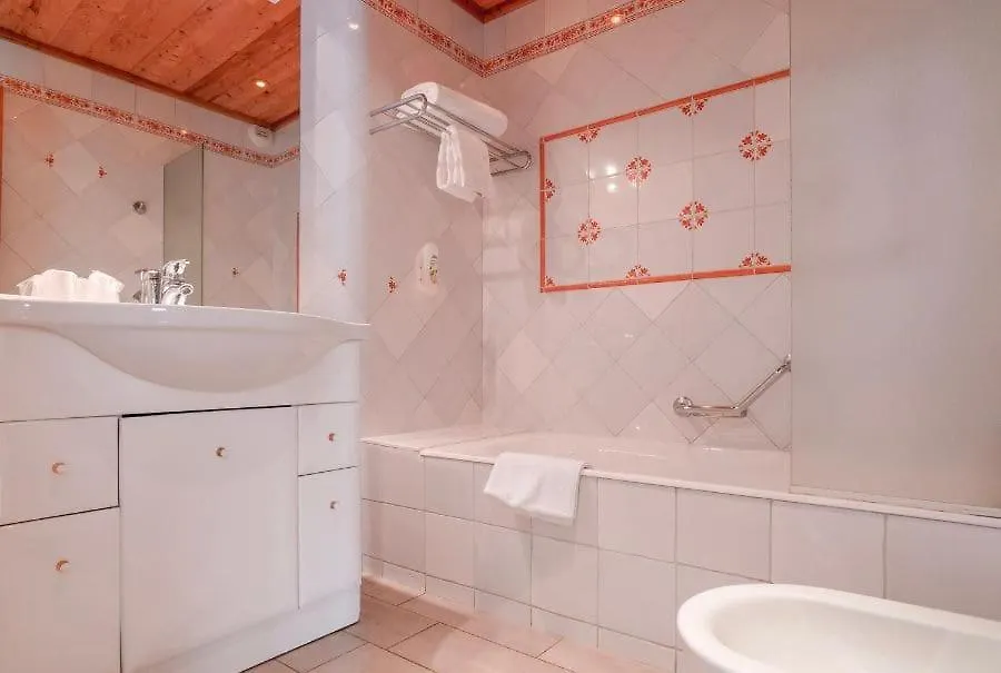 Hotel Des 2 Gares Saint-Gervais-les-Bains